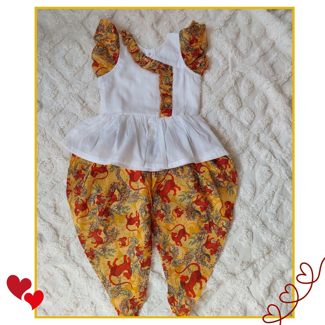 Cotton Malmal Kurti-Dhoti Set | Bhil Tiger