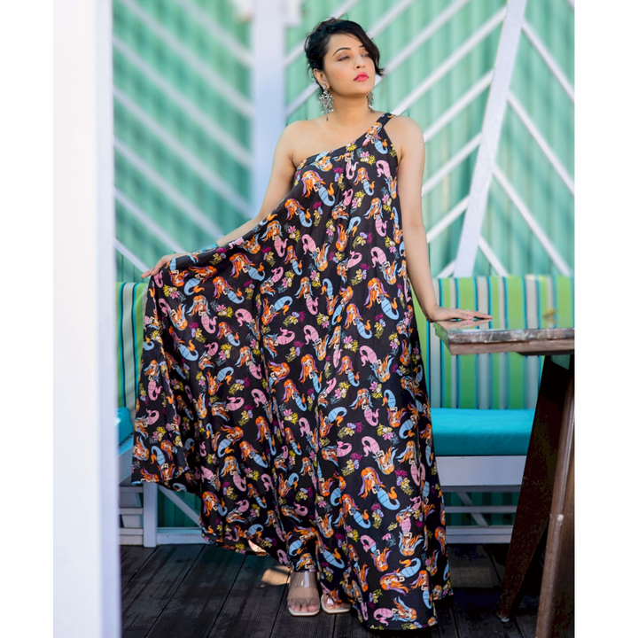 Asymmetrical Shoulder Flared Dress | Mermaid Black