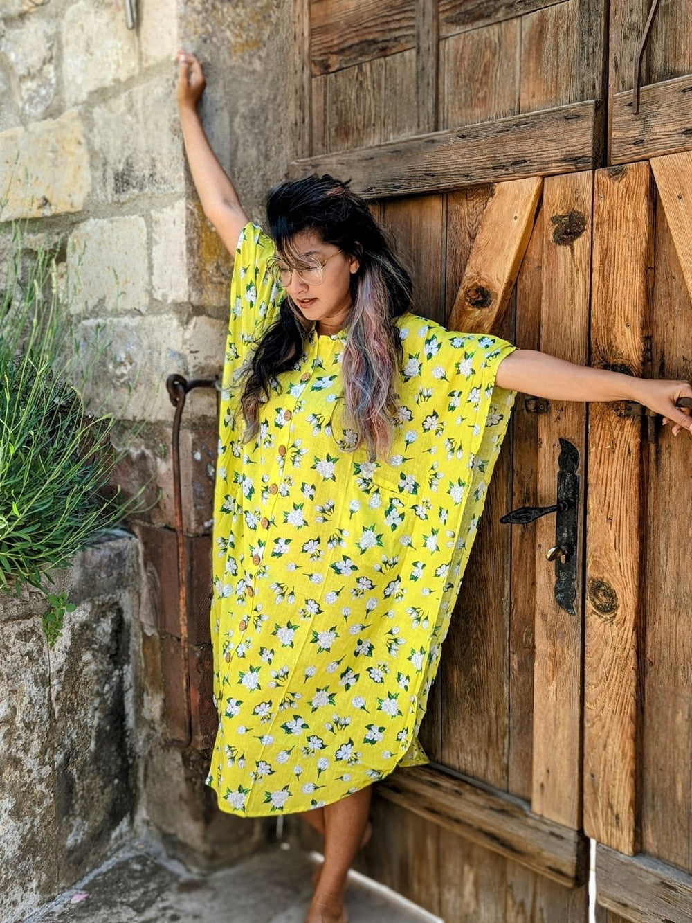 Neon Jasmine print women’s collared kaftan – bright cotton summer dress