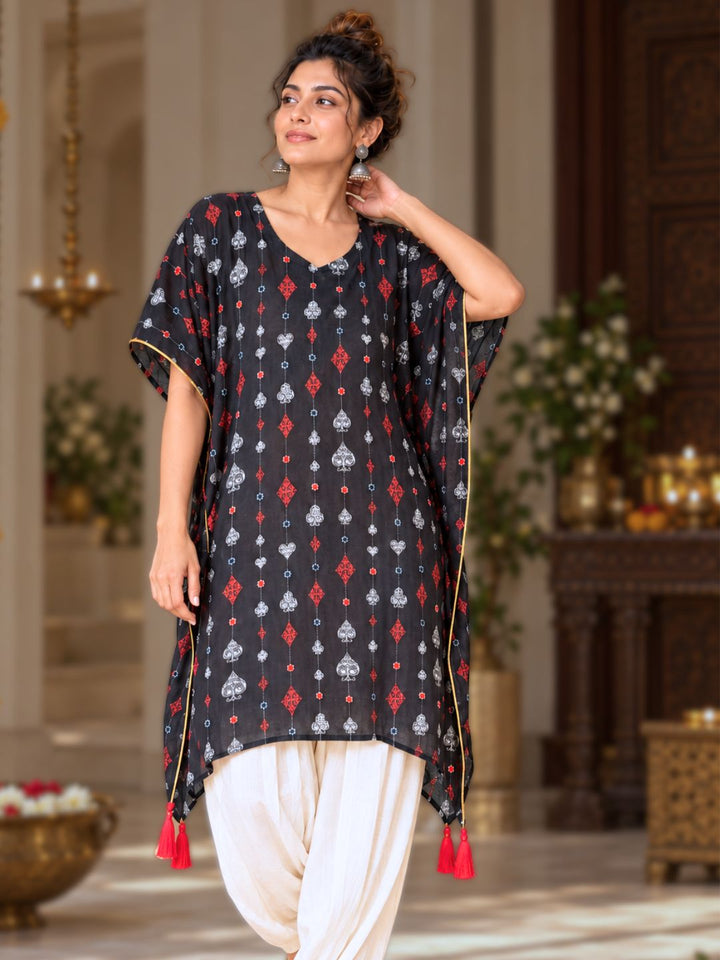 Playing-card print on Tura Turi Teen Patti kaftan, Taash collection
