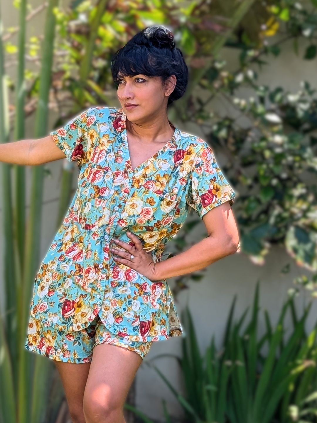 green no bra nightsuit with shorts with english roses summer print. 
