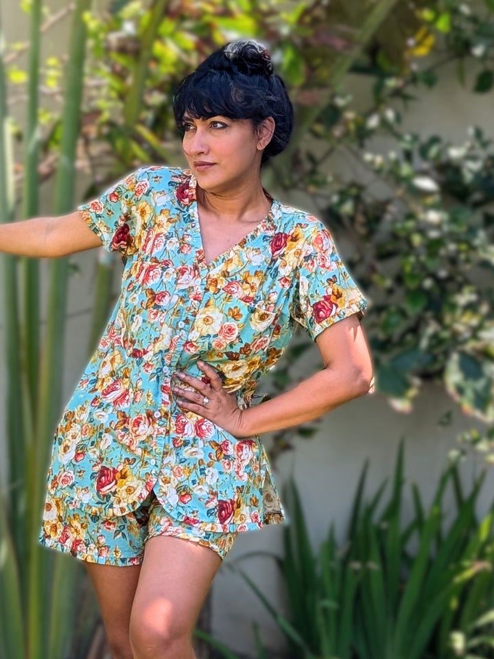 green no bra nightsuit with shorts with english roses summer print. 