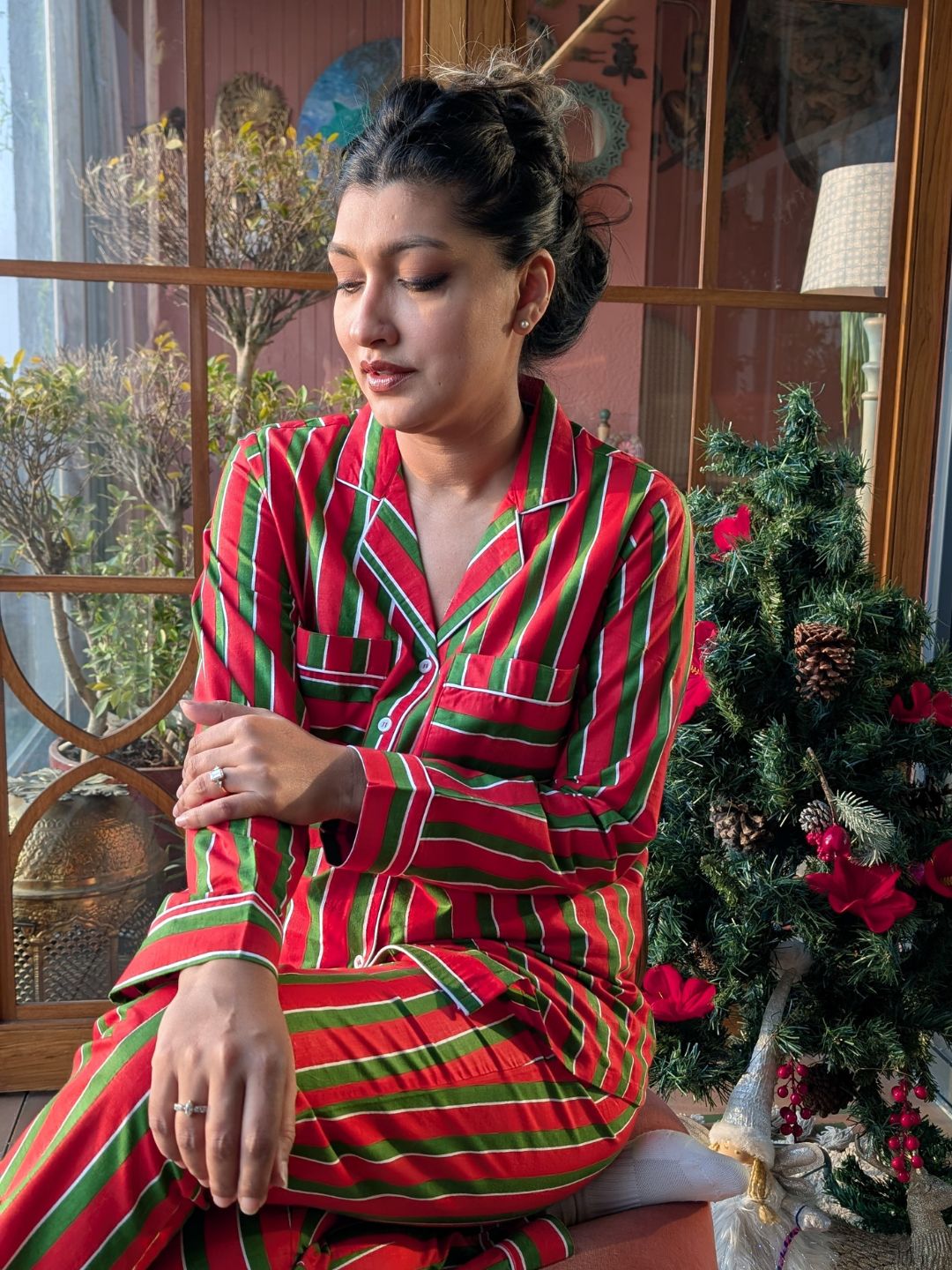 Women's Cotton No Bra Night Suit | Christmas Pinstripes