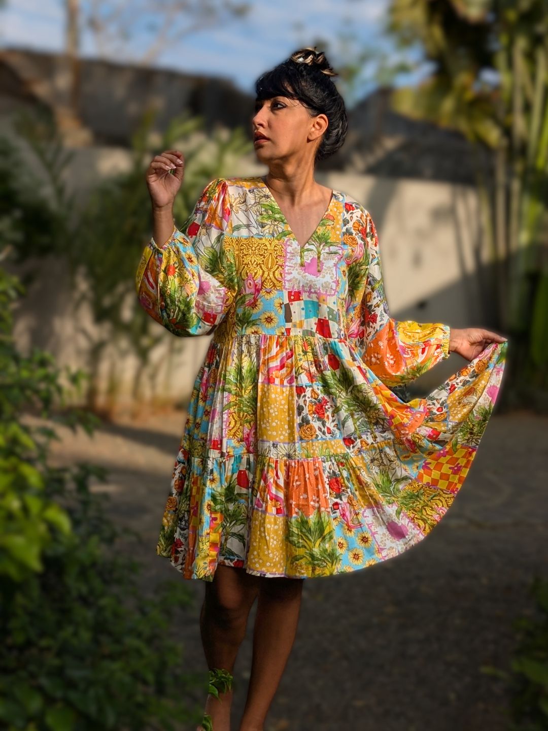 Lightweight cotton summer dress for women with flowy skirt and relaxed fit