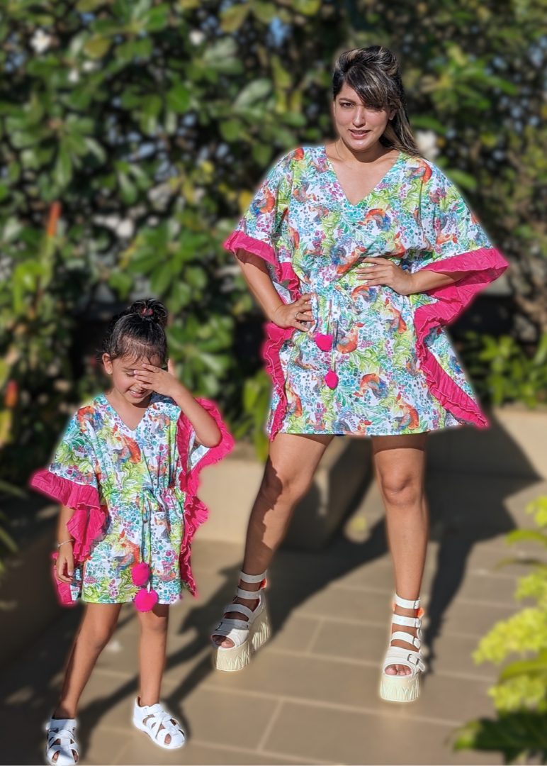 Kukdoo Koo women’s cotton beach kaftan – quirky rooster print summer wear