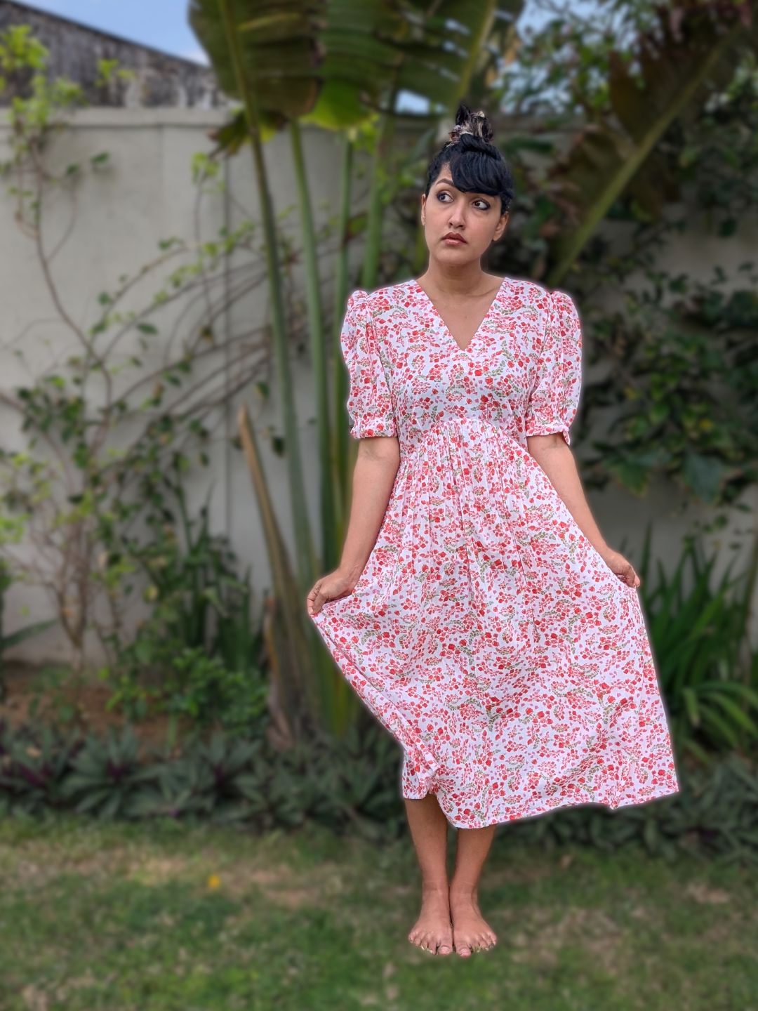 Women’s pure cotton floral midi dress with short sleeves and breezy summer fit