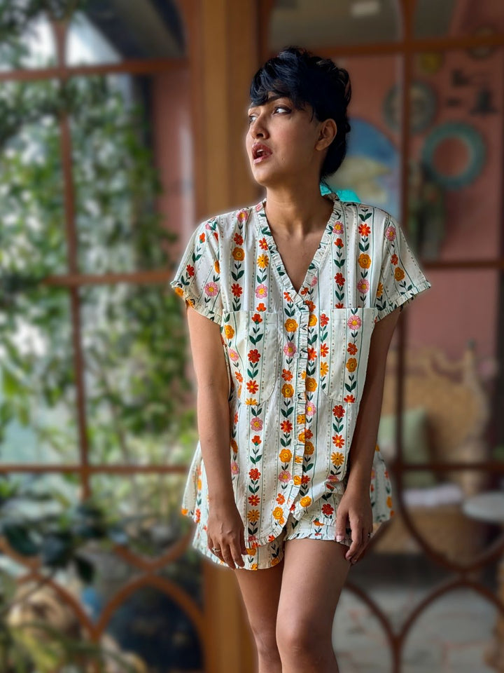 Women’s floral striped cotton no bra nightsuit shorts set – soft breathable summer loungewear coord with orange and pink flower print