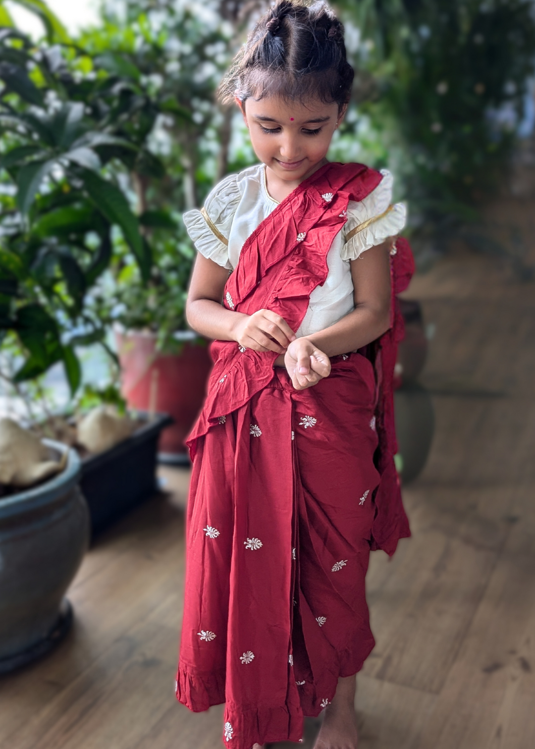 prestitched kids saree with puffed sleeve blouse
