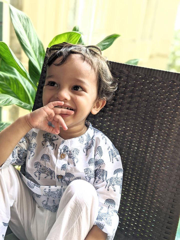 Cotton Malmal Kurta Pajama Set - Tugbug Ghoda Blue