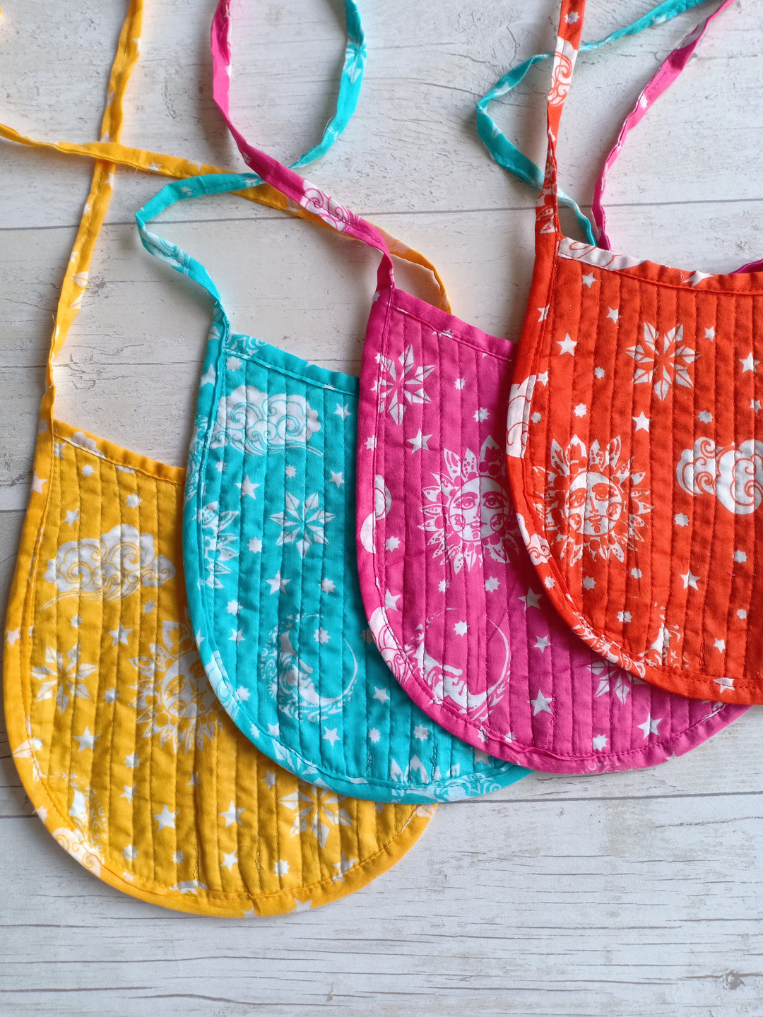 Malmal Cotton Bib - Nayantaara Red