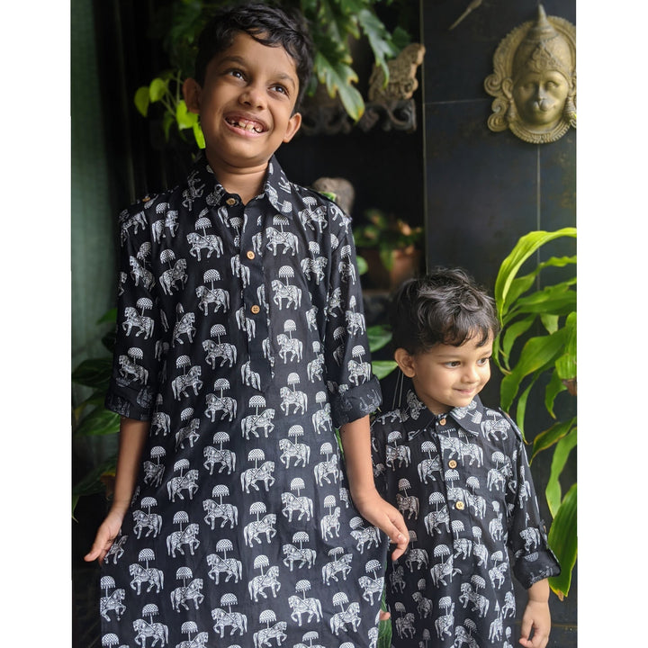 Cotton Malmal Kurta | Pathani Cut | Tugbug Ghoda Black