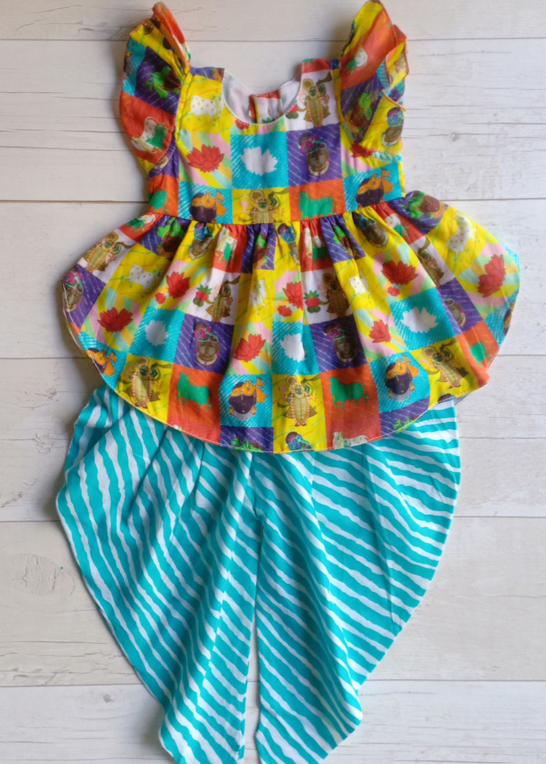 Cotton Malmal Kurti with Leheriya Dhoti | Pichwai